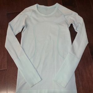 Lululemon long sleeve swiftly tech
